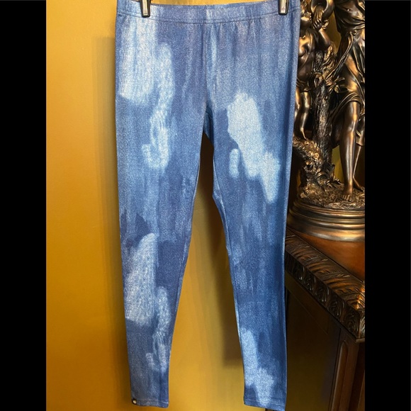 NWOT Apple Bottom Leggings - Picture 1 of 4